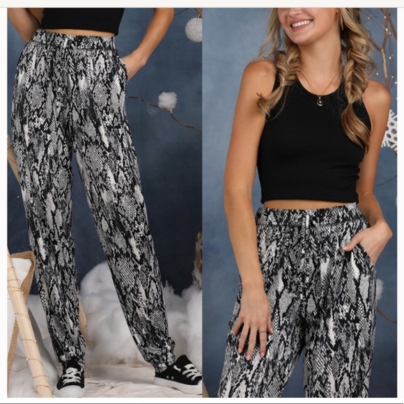 Plus size Snake skin joggers - Picture 1 of 1